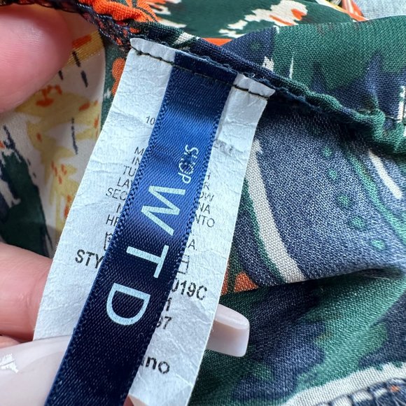 SHOP WTD Romper Crochet Detail Lightweight Medium Low V-Neck Wide Sleeves - Picture 4 of 12